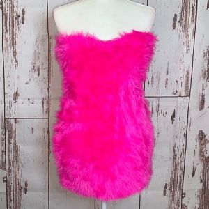 HOT pink fuzzy strapless dress